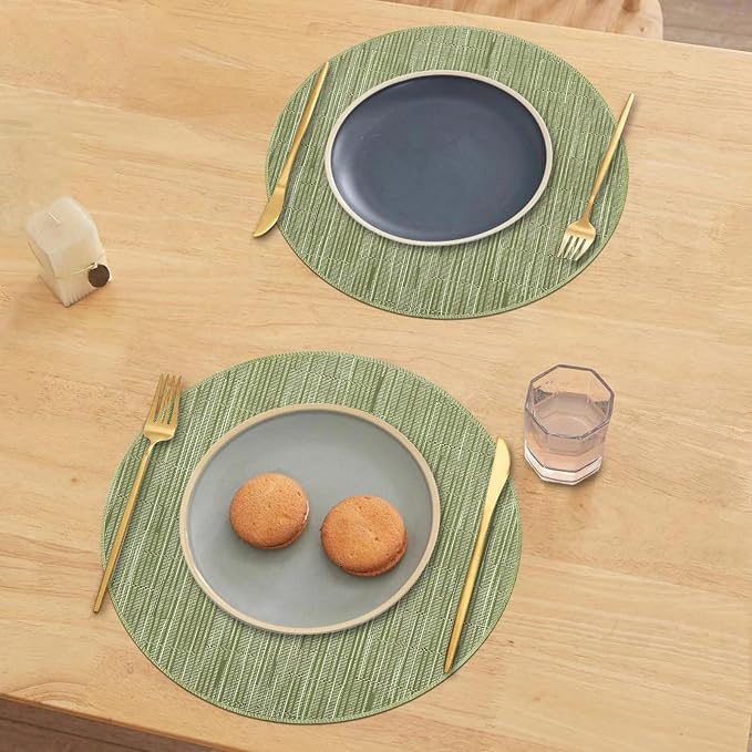Round Placemats, Placemats Set of 4 Washable Place Mats, Green 15" | Easy to Clean, Heat Resistant Table Mats, Wipeable Linen Placemat for Holiday Party Kitchen Dining Table Decoration