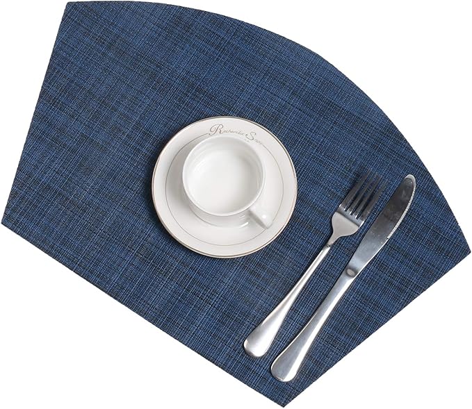 SHACOS Round Table Placemats Set of 7 Woven Vinyl Wedge Placemat with Centerpiece Mat Heat Resistant Place Mats Round Table Mats Wipe Clean (7, Blue Black)