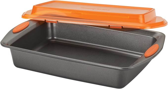 Rachael Ray Bakeware, Nonstick Baking / Cake Pan With Lid and Grips, Rectangle - 9 Inch x 13 Inch, Gray | Oven Safe to 500°F, Dishwasher Safe, Grips for Easy Handling, Great For Lasagna and Casseroles, in Gray