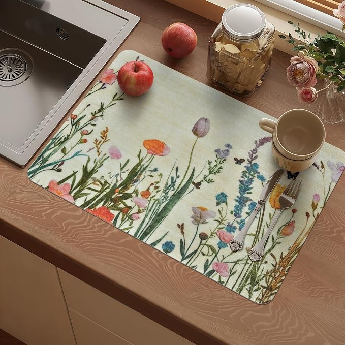 Vinyl Placemats Set of 8-12x17 Inch - Heat Resistant Washable Place Mats Waterproof Non-Slip Wipeable Table Mats for Dining Table Decor, Indoor/Outdoor Plastic Mat