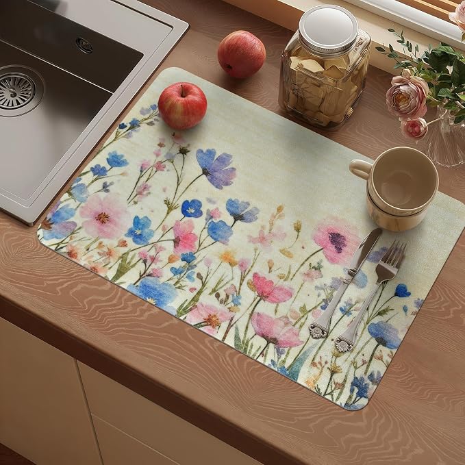 Vinyl Placemats Set of 8-12x17 Inch - Heat Resistant Washable Place Mats Waterproof Non-Slip Wipeable Table Mats for Dining Table Decor, Indoor/Outdoor Plastic Mat