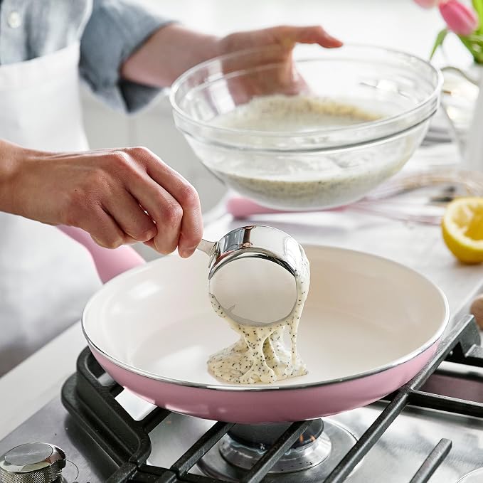 GreenPan Rio Hard Anodized Healthy Ceramic Nonstick, 7" 9.5" and 11" 3 Piece Frying Pan Skillet Set, Soft Grip Handle, PFAS-Free, Dishwasher Safe, Oven Safe, Pink