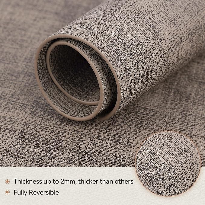 Round Table Placemats Set of 4, Faux Leather Wedge Shape Place Mats Heat Resistant Wipeable Washable Table Mats for Dining Outdoor Indoor, Camel