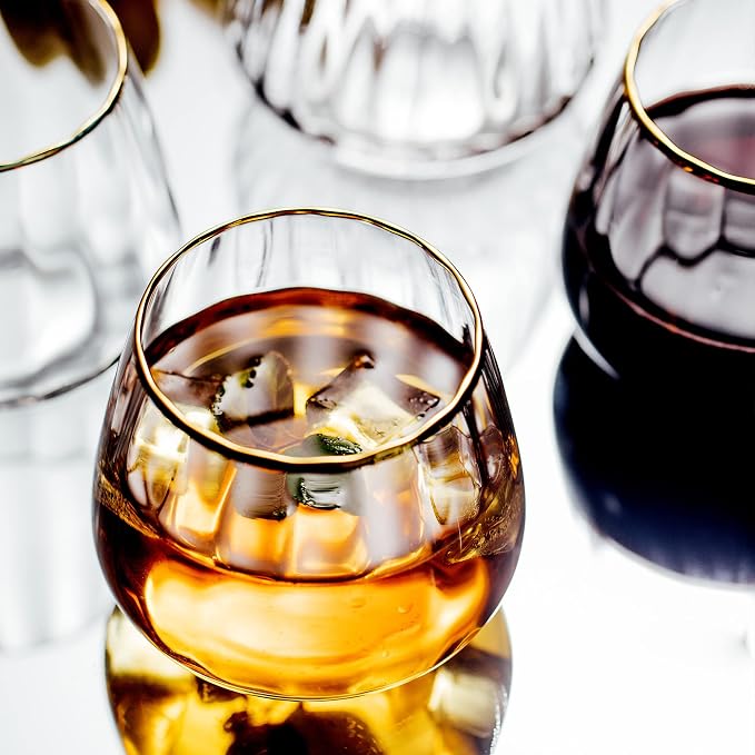 Lysenn Stemless Wine Glasses Set of 4, Red and White Wine, Gold Rim, 11.8oz | Hand Blown, Premium Quality, for Dinner Table, Celebration, Holiday Entertaining, Bar Carts and Home Bars, Ideal Wedding Gift
