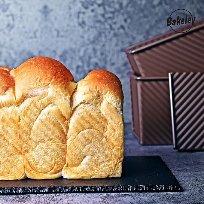 Pullman Loaf Pan with Lid, 1Lb Non-Stick Rectangle Corrugated Toast Box for Oven Baking, Dough Capacity 8.3" x 4.8" x 4.3"(Champagne Gold)