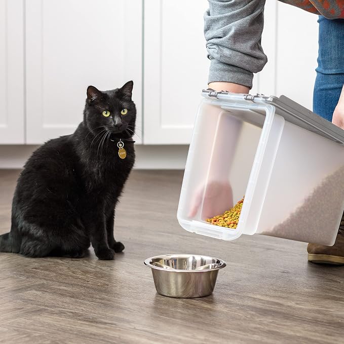 IRIS USA Dog Food Storage Container, Up to 10 lbs, Clear/Gray, Made in USA | BPA-Free, Airtight Seal, Best for Cat Food, Bird Seed, Chicken Feed, Pet Toys, Treats, Pellets