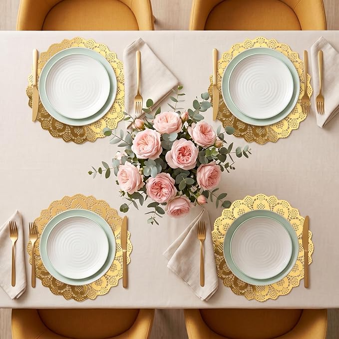 100 Pack 13.5 Inch Round Gold Paper Doilies, Disposable Lace Placemat | Rustic Scallop Foil Doily Table Pads, Heavy-Duty Paper Place Mats for Cakes, Crafts, Parties, Weddings, Buffet, Home Decor