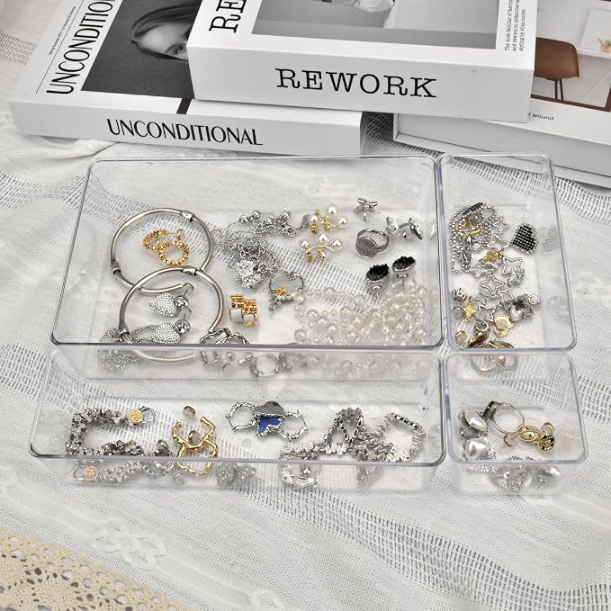 Manalete Drawer Organizers Set of 15, 4 Sizes Clear Plastic Drawer Organizers and Storage Bins for Kitchen, Bathroom, Office, Dresser Desk Drawer Organizer Tray for Jewelry, Makeup, Junk, Gadgets