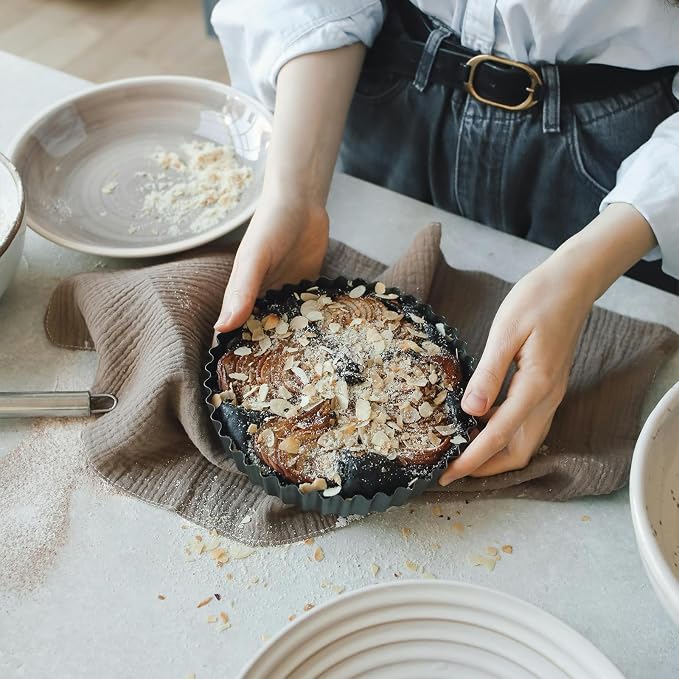 2 Pack 9.4 × 2 Inches Nonstick Tart Pan with removable bottom, Quiche Pans for Baking, Carbon Steel Deep-dish Pie Pan with Removable Loose Bottom