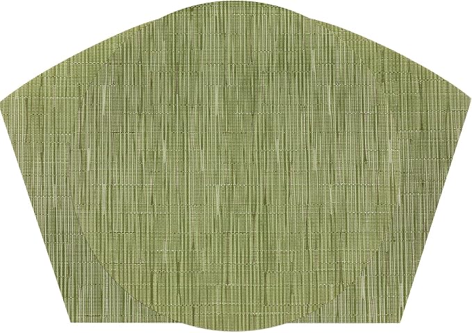 SHACOS Small Round Table Placemats Set of 5 Woven Vinyl Wedge Placemats with Centerpiece Round Table Mats Heat Resistant Wipe Clean (5, Green)