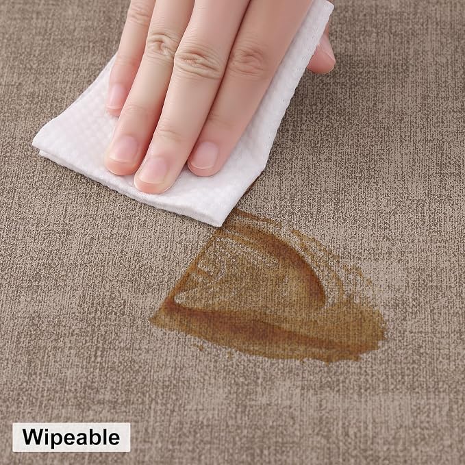 Round Faux Leather Placemat and Coaster 4 Packs, Washable Heat Resistant Dining Place Mats, Wipeable Double-Sided Table Mats for Indoor and Outdoor, Diameter 13 and 3.93 inch, Camel