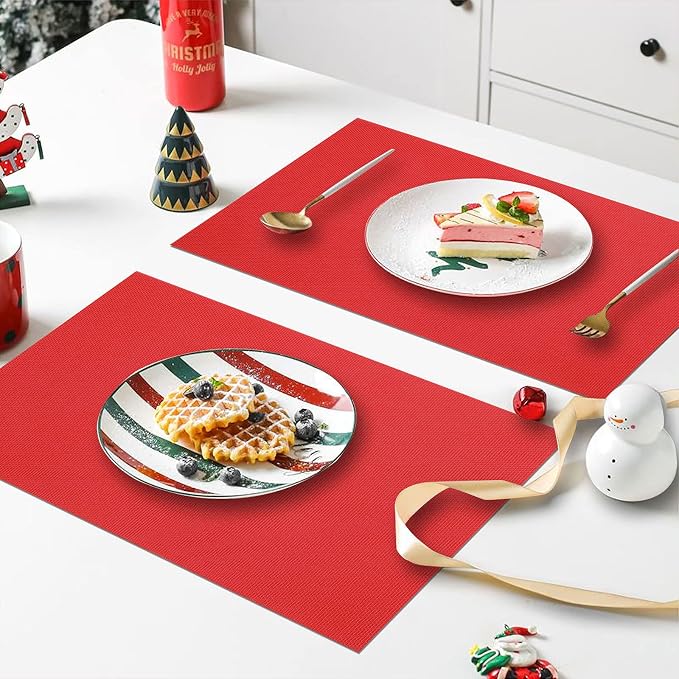 SHACOS Placemats Set of 6 Woven Vinyl Christmas Place Mats for Dining Table Wipe Clean Stain Resistant Table Mats Indoor Outdoor (6, Red)