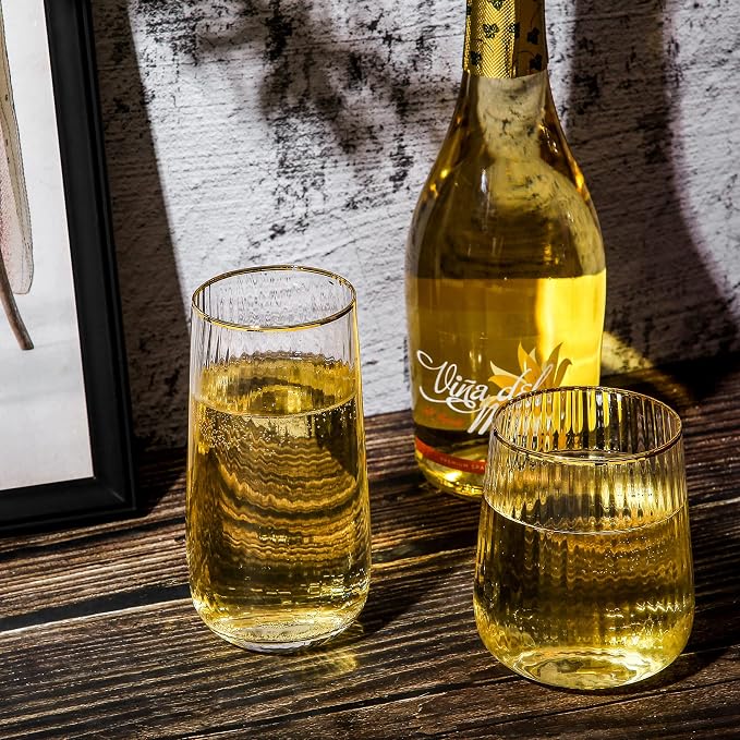 Lysenn Stemless Wine Glasses Set of 4 - Premium Hand Blown Drinking Glasses for Bubbly Wine & Champagne - Elegant Vertical Stripe and Gold Rim Champagne Flutes – Clear 17oz | Ultra Clear, Premium Quality, Large 17oz Capacity for Sparkling Wine and Bubb...