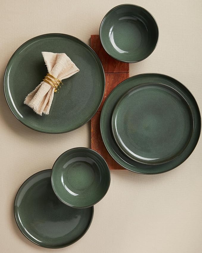 Large Holiday Dinnerware Sets for 8, Ceramic Plates and Bowls Set, Kitchen Dish Set, Microwave & Dishwasher Safe Dishware, Perfect for Christmas & Thanksgiving, Forest Green