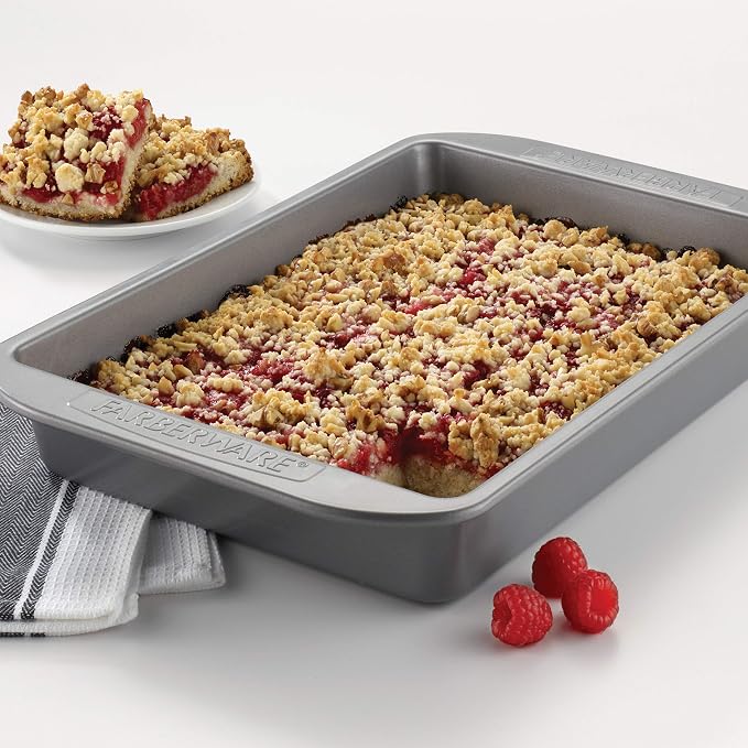 Farberware Nonstick 9x13 Baking Pan - Warp-Resistant Brownie Cake Pan | Lasagna Pan, Sheet Cake, Baking Dish, PFAS-Free, Dishwasher Safe, Oven Safe to 450F, Even Heating, Easy Release, Gray