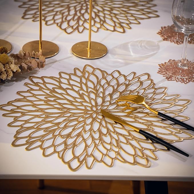 Snowkingdom Pack of 18 Gold Placemats Metallic Round Leaf Bulk Pressed Vinyl Dinning Kitchen Table Charger Mats Decorations for Mothers Day Wedding Party Birthday Event Holiday Christmas Thanksgiving