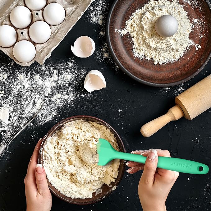 3-Piece Silicone Spatula Set, 600°F Heat Resistant, Macaron Green | Stainless Steel Core, Silicone Rubber Spatulas for Nonstick Pans, Spatula, Spoonula and Mini Spatula for Cooking and Baking