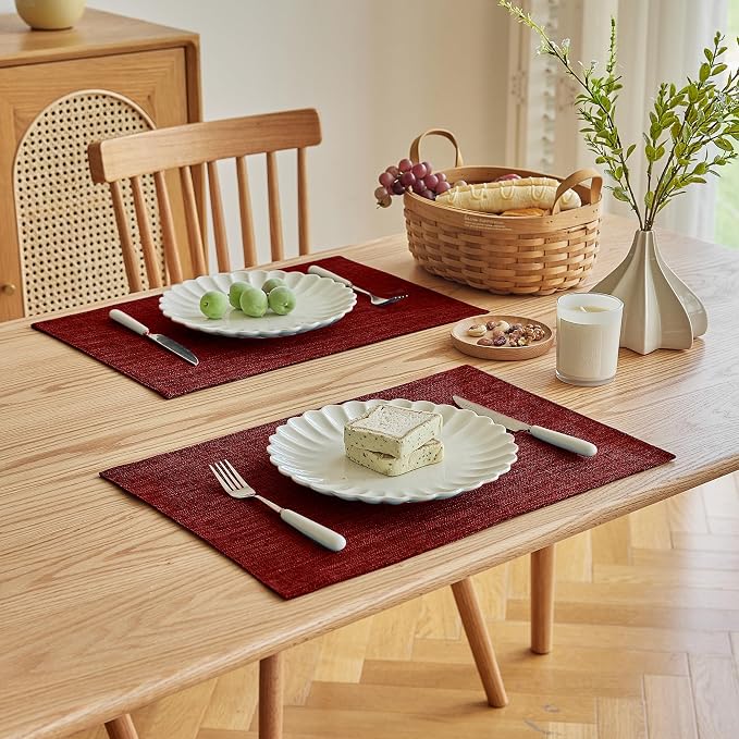 Softalker Faux Linen Placemats Set of 4-12 x 18 Inch, Heat Resistant Double Layered Durable Burlap Farmhouse Place Mats, Non-Slip Washable Rustic Table Mats for Dining, Kitchen, Party（Red
