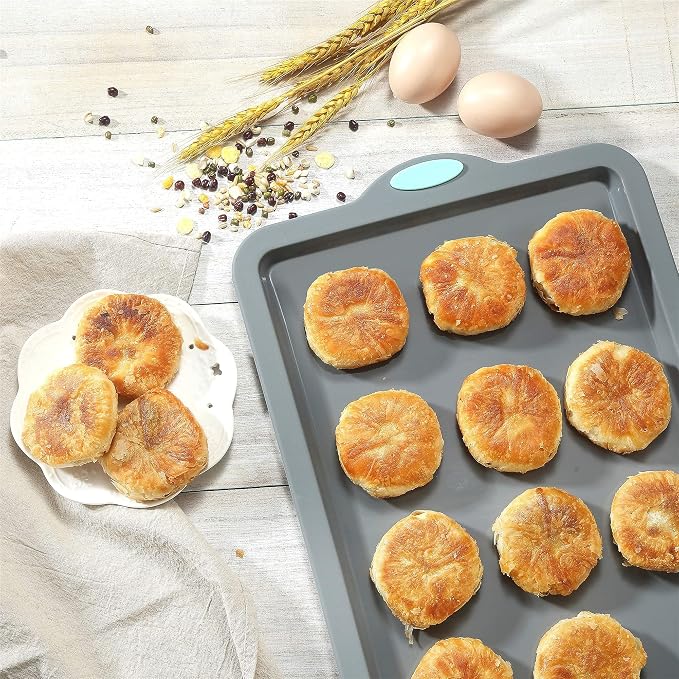 Silicone Baking Pans Set, 4 Pieces Nonstick Bakeware Set with Baking Pans, Baking Sheets, Cookie Sheets, Cake Pan with Metal Reinforced Frame More Strength, Light Grey
