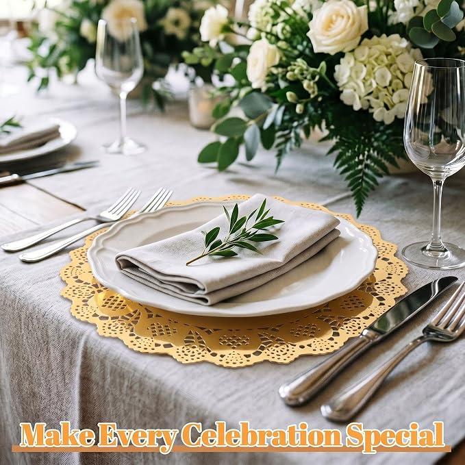 100 Pack 13.5 Inch Round Gold Paper Doilies, Disposable Lace Placemat | Rustic Scallop Foil Doily Table Pads, Heavy-Duty Paper Place Mats for Cakes, Crafts, Parties, Weddings, Buffet, Home Decor