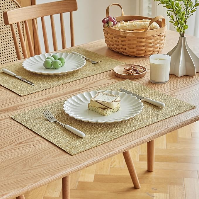 Softalker Faux Linen Placemats Set of 4-12 x 18 Inch, Heat Resistant Double Layered Durable Burlap Farmhouse Place Mats, Non-Slip Washable Rustic Table Mats for Dining, Kitchen, Party（Khaki