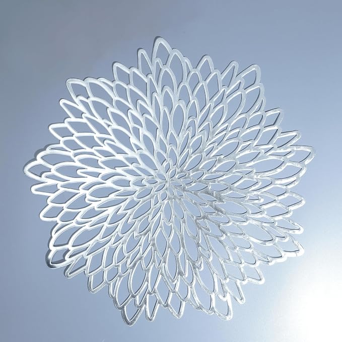 Snowkingdom 18 Pack Silver Placemats Metallic Glitter Vinyl Dinning Table Mats, Decorative Round Leaf Charger Bulk for Winter Thanksgiving Christmas Party Holiday Festive
