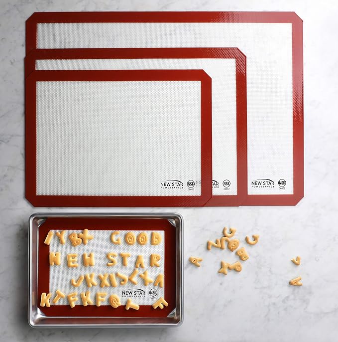 New Star Foodservice Commercial Grade Silicone Baking Mat Non Stick Pan Liner, 11 x 17 Inch (Half Size)