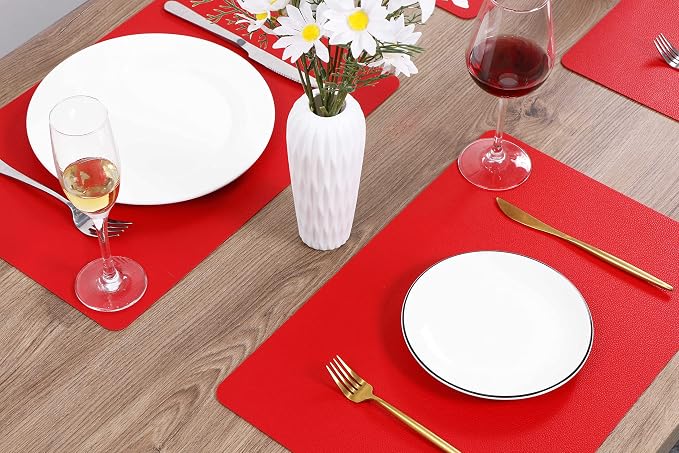 Wipeable Placemats Leather Table Mats Waterproof Heat-Resistant Easy to Clean for Dining Table Set Kitchen Table (2, Red)