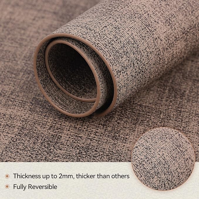 Round Table Placemats Set of 4, Faux Leather Wedge Shape Place Mats Heat Resistant Wipeable Washable Table Mats for Dining Outdoor Indoor, Brown