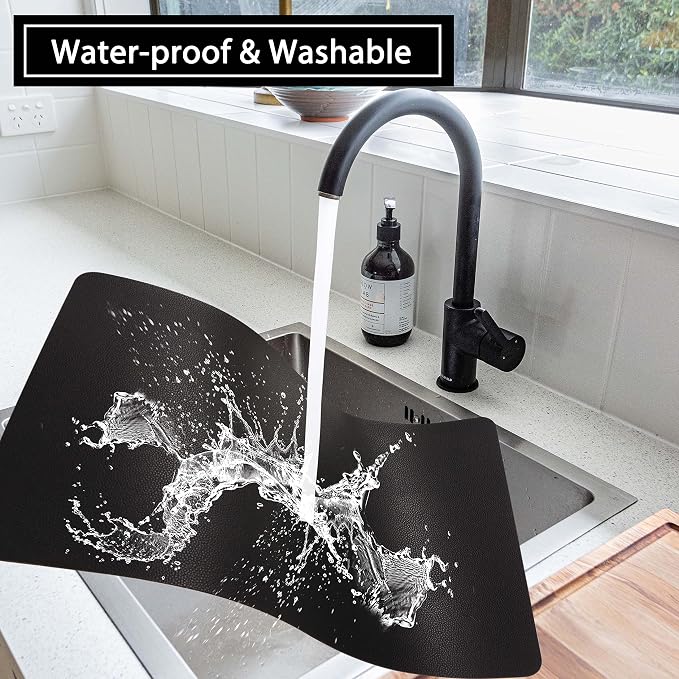 Wipeable Placemats Leather Table Mats Waterproof Heat-Resistant Easy to Clean for Dining Table Set Kitchen Table (2, Black)